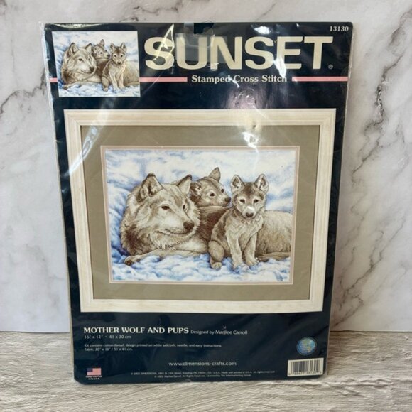 New Sunset Mother Wolf & Pups Stamped Cross Stitch Kit - Picture 1 of 5